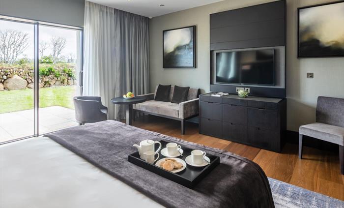 Oriel Unique Bedroom Terrace